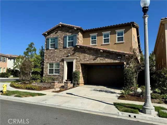 Lake Forest, CA 92630,10 Lark