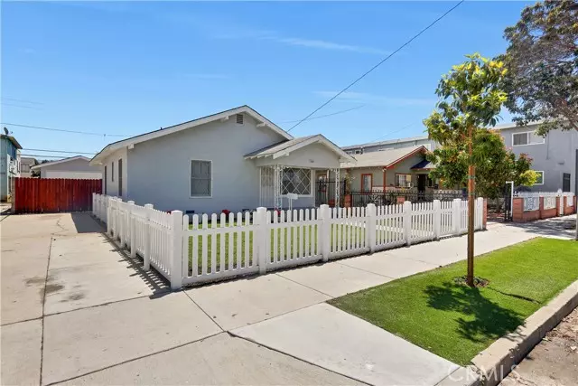 Long Beach, CA 90813,1446 Orange Avenue