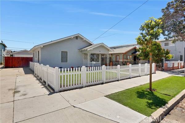 1446 Orange Avenue, Long Beach, CA 90813