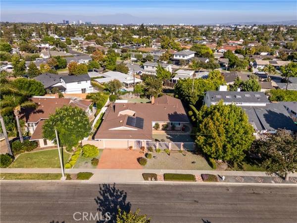 2952 Java Road, Costa Mesa, CA 92626