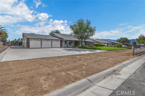 2384 Three Bar Lane, Norco, CA 92860