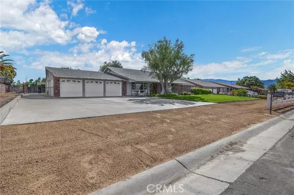 2384 Three Bar Lane, Norco, CA 92860