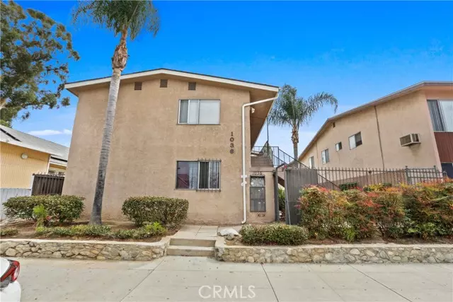 1036 Chestnut Avenue, Long Beach, CA 90813