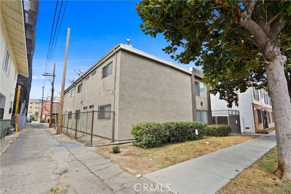 525 Linden Avenue, Long Beach, CA 90802