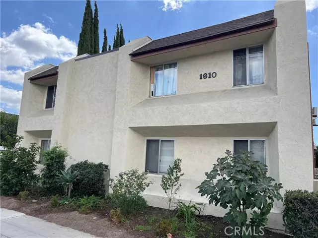 1610 W Civic Center Drive, Santa Ana, CA 92703