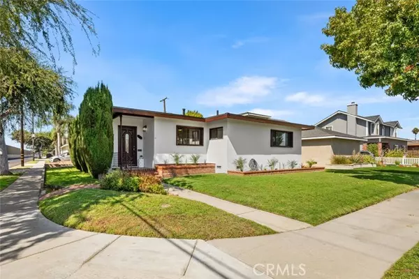 2279 Carfax Avenue, Long Beach, CA 90815