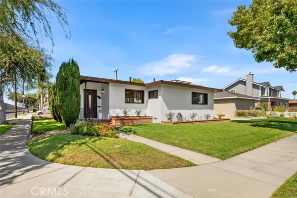 2279 Carfax Avenue, Long Beach, CA 90815