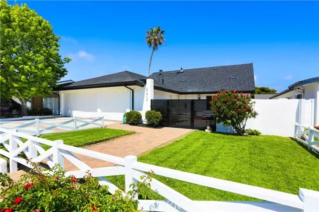 21912 Summer Circle, Huntington Beach, CA 92646