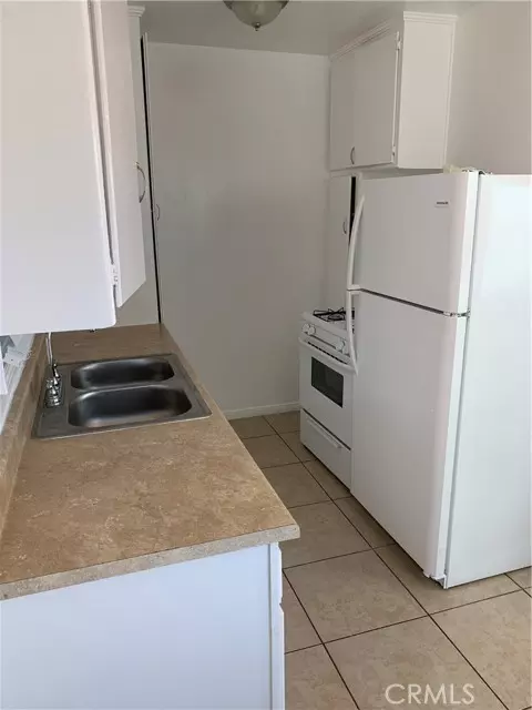 Long Beach, CA 90804,1029 Gladys