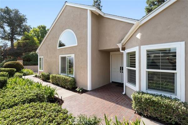 6087 E Brighton Lane, Anaheim Hills, CA 92807