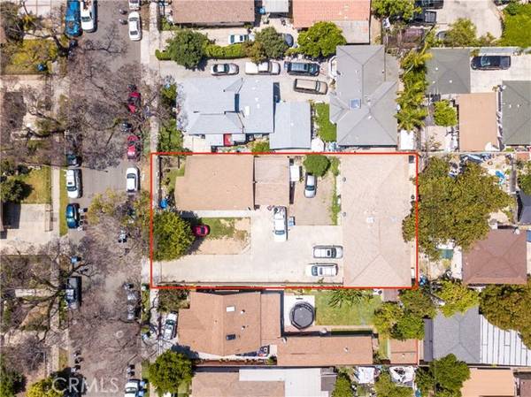 1003 W Myrtle Street, Santa Ana, CA 92703