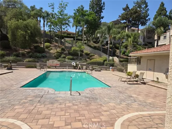 1015 La Terraza Circle #208, Corona, CA 92879