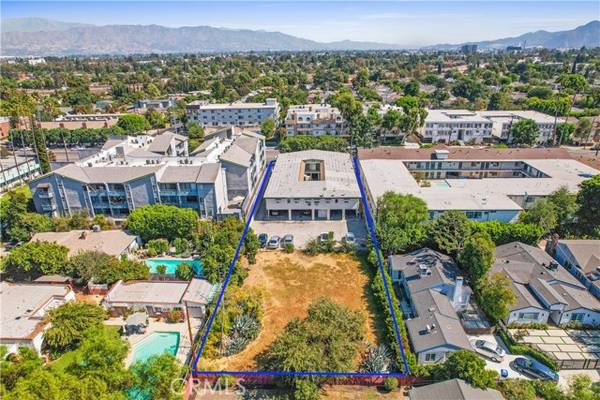 5763 Laurel Canyon Boulevard, Valley Village, CA 91607