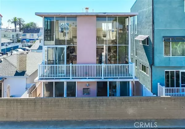 16772 Bay View Dr A, Sunset Beach, CA 92649