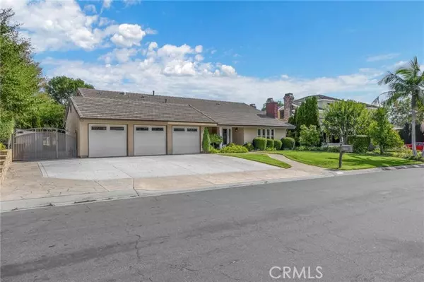 6042 Foxfield Lane, Yorba Linda, CA 92886