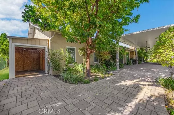 Yorba Linda, CA 92886,6042 Foxfield Lane