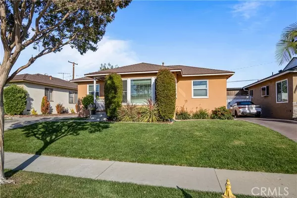 Lakewood, CA 90713,4758 Radnor Avenue