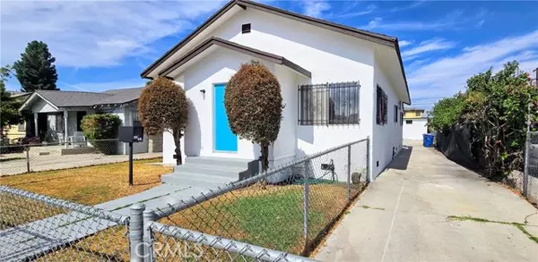 213 W 74th Street, Los Angeles, CA 90003