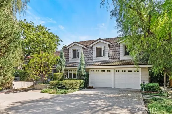 Yorba Linda, CA 92886,5072 Grandview Avenue