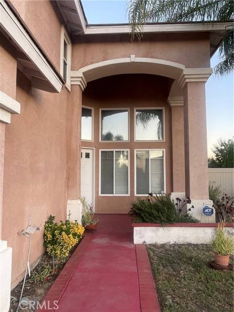 33 Corte Rivera, Lake Elsinore, CA 92532