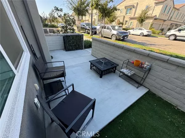 Ontario, CA 91761,3652 E Moonlight Street #89