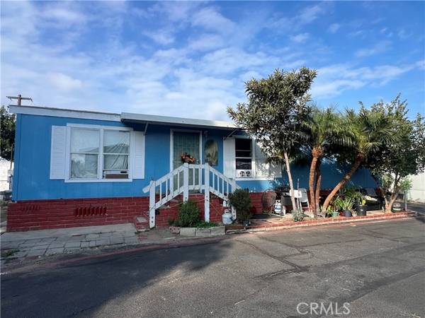 2191 Harbor Blvd #9, Costa Mesa, CA 92627