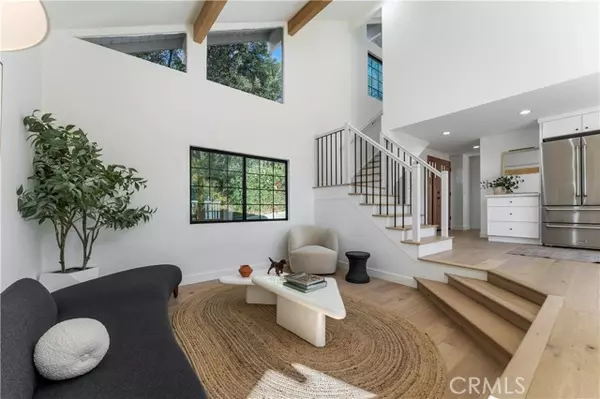 Los Angeles, CA 90046,2776 Laurel Canyon Place