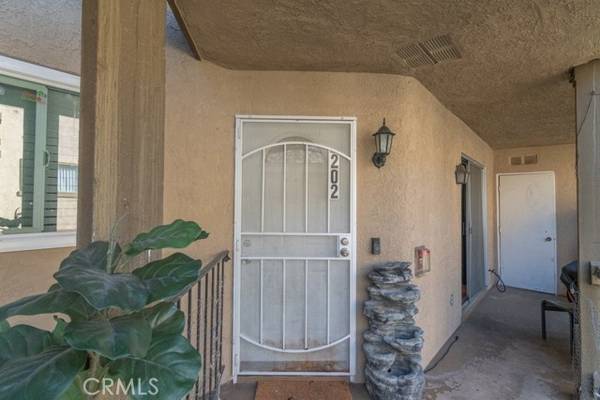 4201 W 5th Street #202, Santa Ana, CA 92703