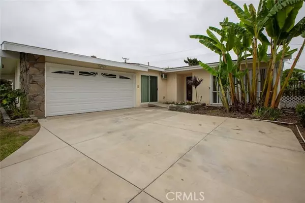 14074 La Barca Drive, La Mirada, CA 90638