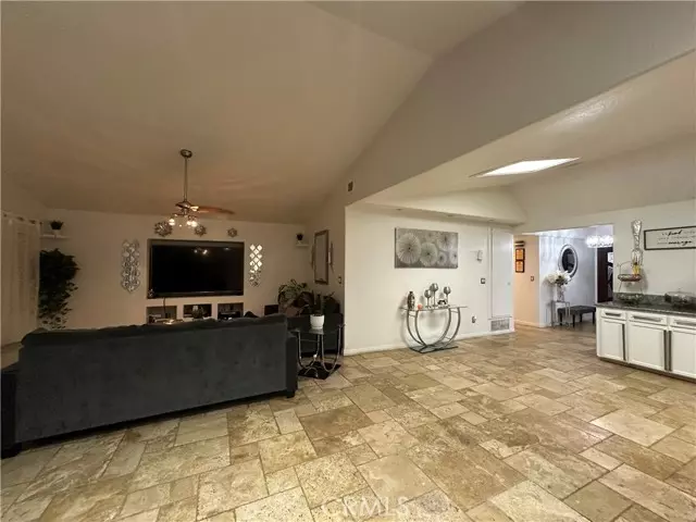 5780 Avenue Juan Bautista, Jurupa Valley, CA 92509