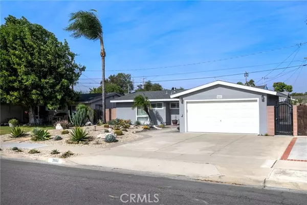 2661 W Greenleaf Avenue, Anaheim, CA 92801