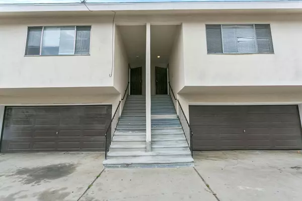 Hawthorne, CA 90250,4087 W 130th Street