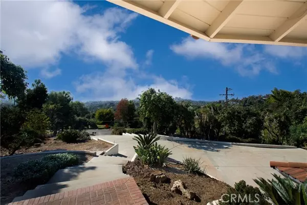 La Habra Heights, CA 90631,448 Reposado Drive