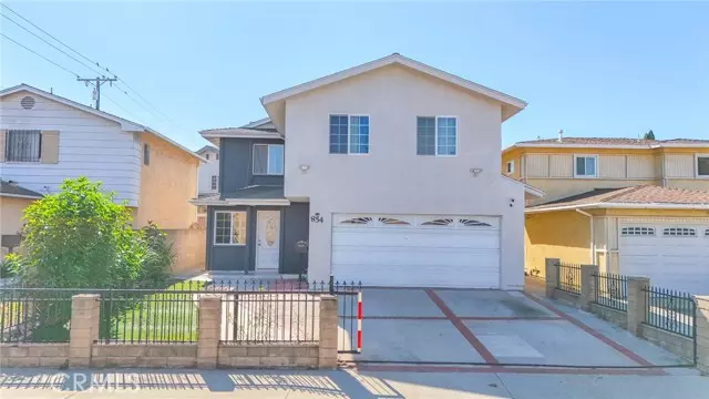 Carson, CA 90746,854 E Meadbrook Street