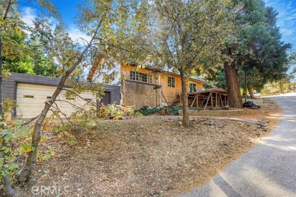 705 Clubhouse Drive, Twin Peaks, CA 92391