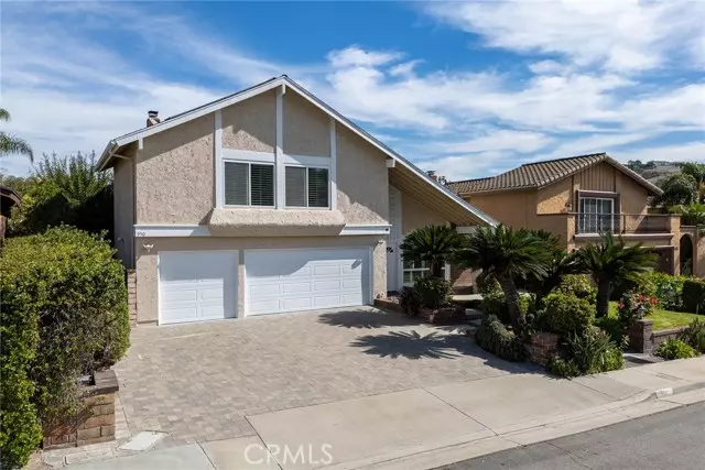 Anaheim Hills, CA 92807,950 S Amherst Circle