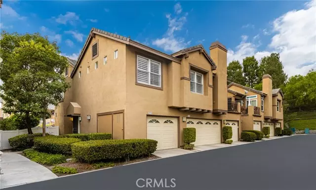 1014 S Country Glen Way, Anaheim Hills, CA 92808