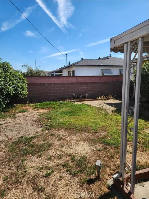 Bellflower, CA 90706,9713 Glandon Street