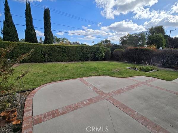 13042 Olympia Way, Santa Ana, CA 92705