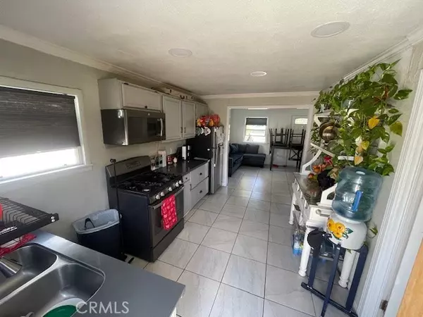 San Bernardino, CA 92404,7208 Garden Drive