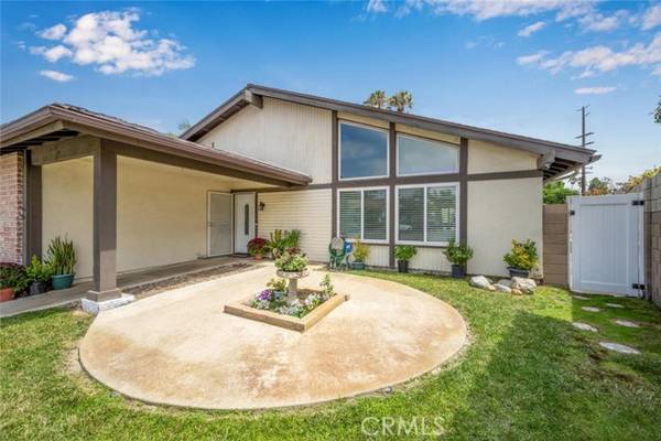 20462 Running Springs Lane, Huntington Beach, CA 92646