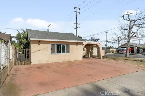 4501 W 5th St, Santa Ana, CA 92703