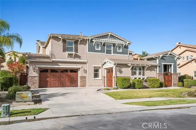 Corona, CA 92883,22453 Quiet Bay Drive