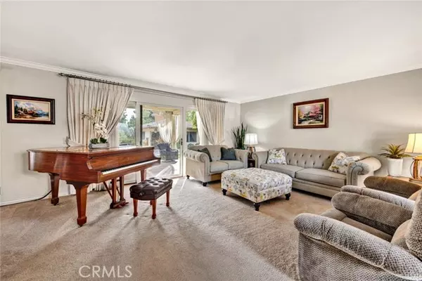 Villa Park, CA 92861,18382 Lincoln Circle