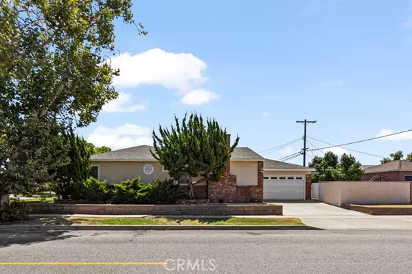 Lakewood, CA 90713,4459 Canehill Avenue