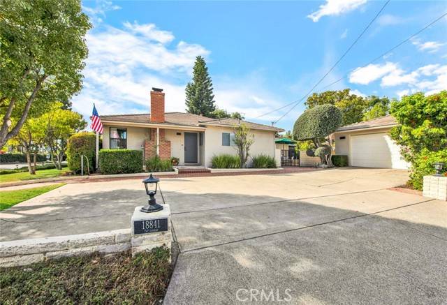 18841 Taft Avenue, Villa Park, CA 92861