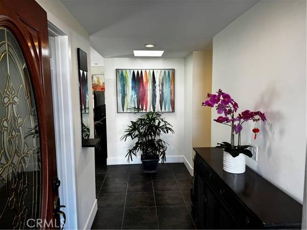 Costa Mesa, CA 92626,957 Magellan Street