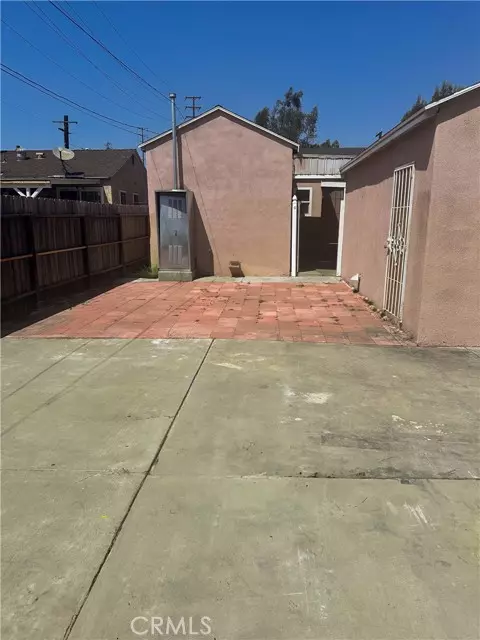 Hawthorne, CA 90250,5162 W 142nd Street