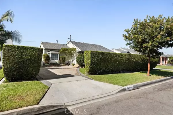 Downey, CA 90242,12819 Coldbrook Avenue