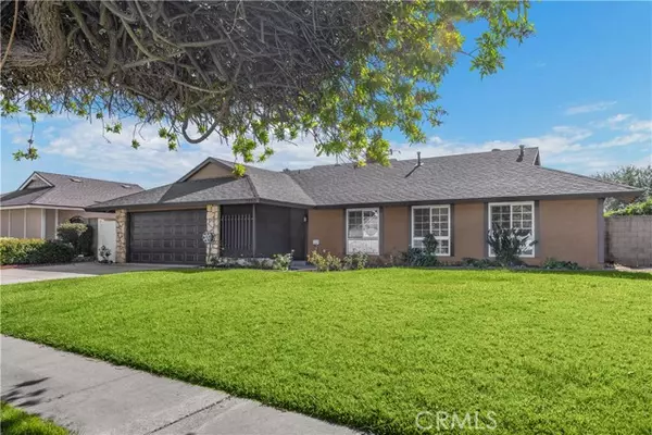 2860 Devonshire Avenue, Fullerton, CA 92835